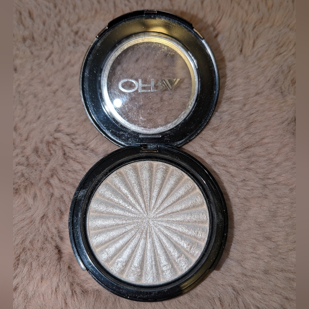 Ofra Cosmetics Glazed Donut Highlighter